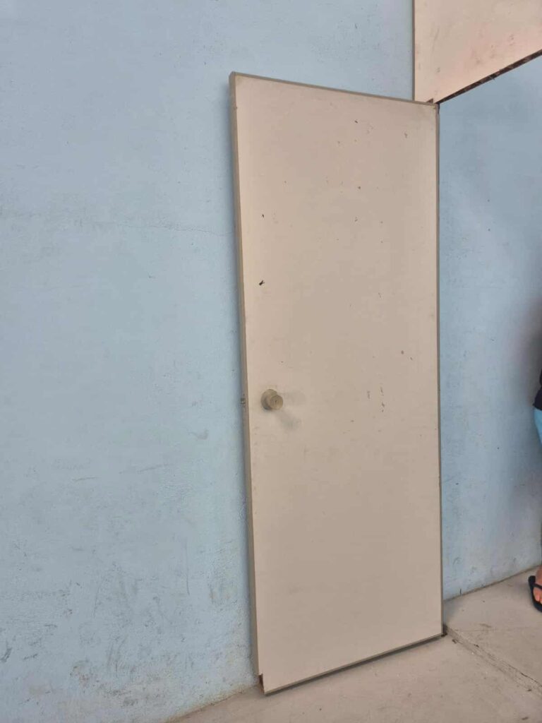 1eabfed2-4e6a-4c44-b3f0-45fa0a5c1264