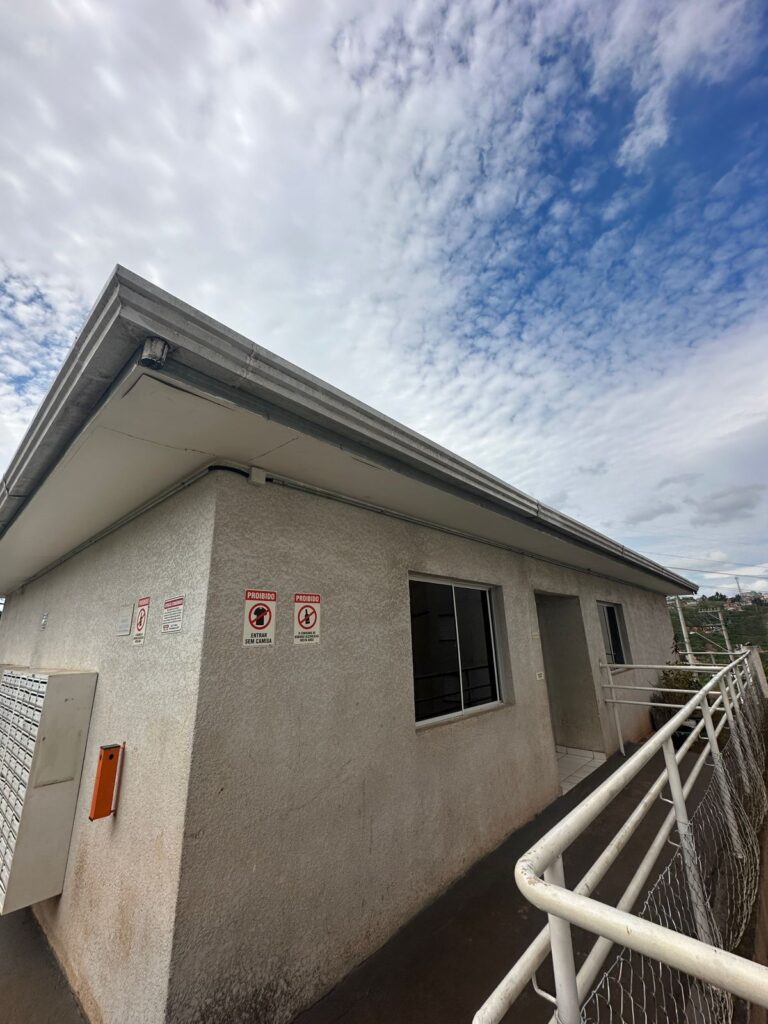 dc40e87f-2f7b-41ec-9b8f-9b5df50362fc